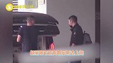 冯绍峰赵丽颖离婚首同框，共回昔日爱巢分家，全程无互动似陌生人