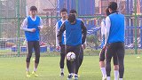 崔康熙教练团大有来头 防守助教参加过3次世界杯