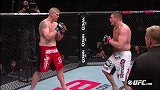 UFC-13年-本周最佳KO：米特里奥清脆直拳 摩尔克拉夫特血流满面（8月30日）-精华