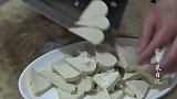 厨师长教你家常豆腐的正宗做法，比吃肉都香，吃一次就念念不忘