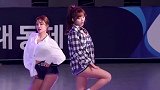韩国女团牛仔热裤热舞