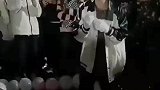 试问有哪个女孩子能够拒绝这样的表白