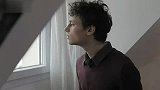 第一次去见对面楼的女生 最后亮了