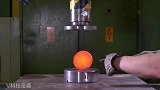一块度的铁饼VS液压机，结果和我想象的不一样