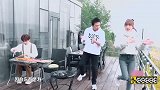 孔雪儿教邓超跳女团舞，超哥的舞姿你们给打几分？