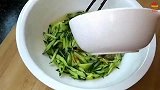 黑木耳和它一起吃，常吃补血又美容，气色变更好！