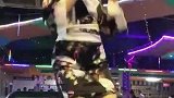 日本小姐姐穿旗袍舞厅跳舞，这身材比例真让人羡慕