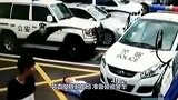 碰瓷男子胆真肥，连警车都没放过！可真优秀