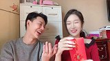 婆婆送的礼物有的吧是真不想要但又不好意思拒绝，有的吧希望多送点，哈哈有没有同感夫妻日常vlog日常