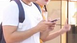 街拍马尾小姐姐，有一种初恋的感觉，果然扎双马尾的都是小可爱