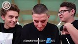 未知饮料大比拼：姐妹两人花式作死，一口喝下去实在太上头！
