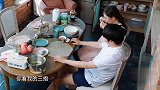 郎朗遭遇吉娜“冷暴力”，吃饭唱歌都被无视，郎朗的反应让人心疼