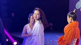 戚薇回眸一笑太美了吧！浴袍装都能穿出仙女的感觉吗