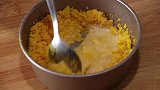 用咸蛋黄和肉松做金沙花卷，松软可口，香味浓郁，简单易学超好吃