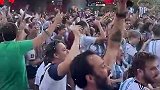 布宜诺斯艾利斯市民涌上街头欢庆阿根廷晋级决赛 高呼梅西梅西