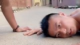 我是让你救我，没叫你一起听