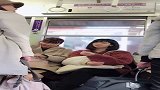 电车上遇到的日本小姐姐，长相甜美可爱，忍不住想要去搭讪