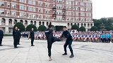 空保专业小哥哥一出场，准空姐们热烈鼓掌