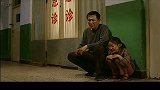 小花刚刚失去了爸爸，接着妈妈又离她而去，这一段看完让人忍不住