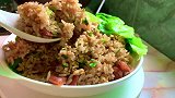 酱油炒饭就这样炒，米饭才粒粒分明、咸香浓郁，真的是太好吃了！