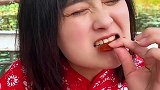 手撕肉脯 能馋哭隔壁小朋友的手撕肉脯你吃过吗？肉香丝丝入扣，追剧的时候别忘了！好吃 美食