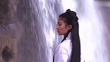 刘亦菲“雨中骑马戏”为何被删？看完原图后，网友：瞬间懂了