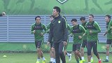 中超-张稀哲复出是否可以力挽狂澜 训练场新变化揭示球队追求-新闻