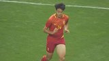 国少重型坦克!03小将掀裤子腿围吓人 射门得多大力量