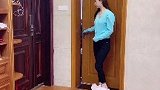 女孩子没化妆的时候照镜子，有没有被自己吓到过？
