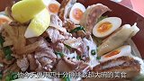 日本小哥极限挑战，20分钟挑战超大碗食物，难道不会难受吗