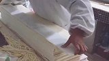 陕西百年传承老手艺，纯手工切的手擀面，细如头发丝！