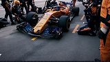 f1 当F1赛车变成“两轮车”...... 阿隆索照样有办法把车开回来