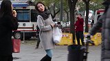 三里屯街拍，零度以下的北京街头，看小姐姐如何穿衣搭配