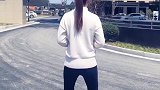 摆胯动作背面教学，简单易学，你会了吗？