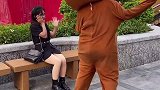 我长这么大，还是第一次有人让我打