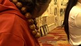 大爷拍卖会遇金姐，针锋相对互探虚实，最终谁能拿下藏品？豪横大爷 玩收藏上域鉴  我是金姐