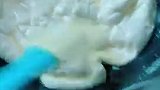 美食来喽，蔓越莓雪花酥