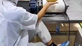 沉浸式体验月饼流水线，你最想做哪个工作呢？