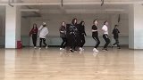 今日练舞越来越棒的女孩们下周拍完整版哦期待一波