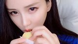 这个真的挺好吃的 你们喜欢吃什么零食呢