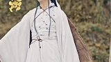 女子担心鱼被猫吃，用胶带封住鱼缸