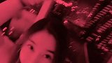 有谁跟我一样这么大的人喜欢在床上跳的