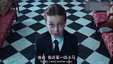 像这种被家长惯坏的熊孩子，现实当中一抓就是一大把