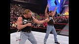 WWE-16年-HHH背叛HBK肖恩·迈克尔斯 名门攻击击倒DX搭档-专题