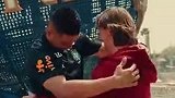 随各自国家队在美国集训 卡塞米罗与莫德里奇见面寒暄