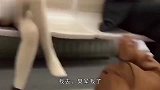 小姐姐嘴唇好性感，网友：快撩她呀！