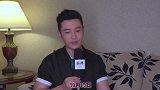 终于同框！黄晓明抱着儿子陪杨颖去酒店，小海绵身高已超妈妈腰部