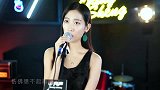 美女翻唱古惑仔主题曲《友情岁月》满满的回忆，超经典