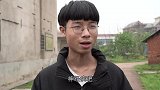 小伙路边等失主3个小时，只因自己捡到了八万，结局真是太搞笑了