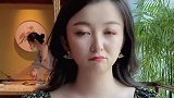 美女与小伙的搞笑对话：来一点点就够了！